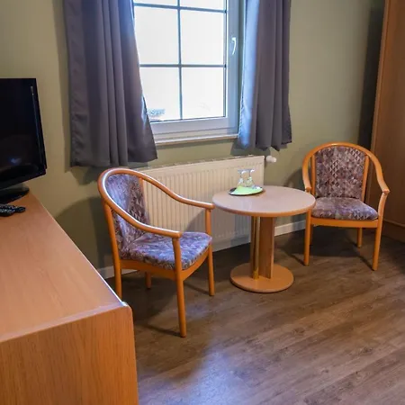 Zur Wittower Faehre Гостевой дом