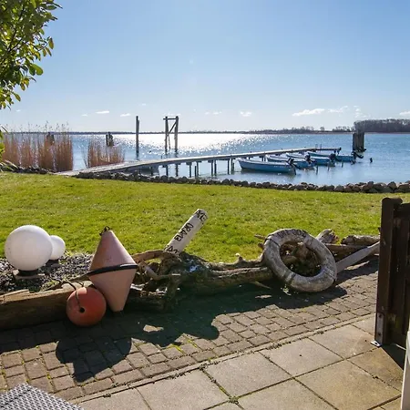 Zur Wittower Faehre Pensionat 3*